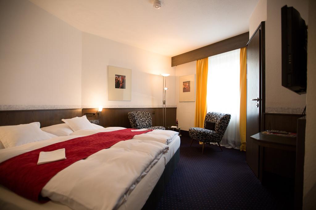 Hotel Buerkle Φέλμπαχ Δωμάτιο φωτογραφία